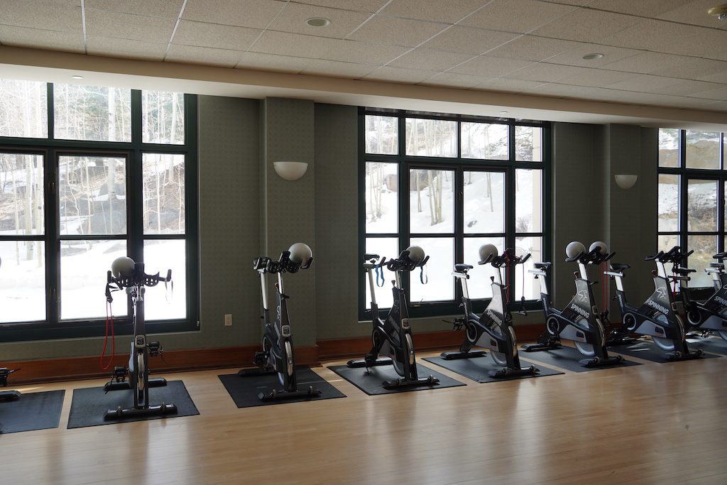 Park Hyatt Beaver Creek - Gym - Tomo Travel & Camping ディズニークルーズ初日のマジック号のプールデッキ