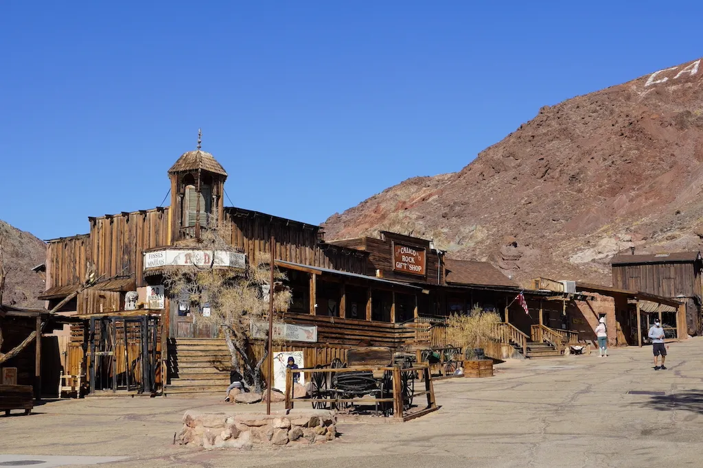 Old buildings and a horse carriage at Calico Ghost Town in California.