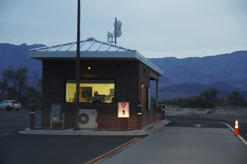 コロラド州ビーバークリークにある高級スキーリゾートホテル、パークハイアット前にあるゲレンデ