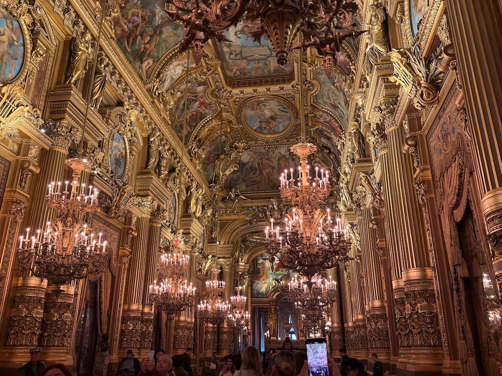 2024年パリ旅行記：煌びやかな内装で驚くオペラ座・グランドホワイエ